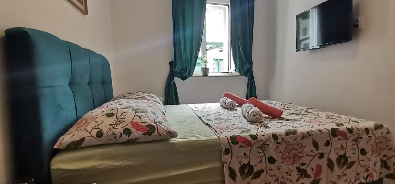 Old Town Sole Apartment Split Bagian luar foto